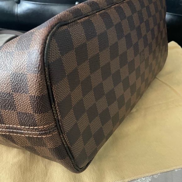 Authentic Louis Vuitton Neverful MM SOLD - Picture 4 of 15